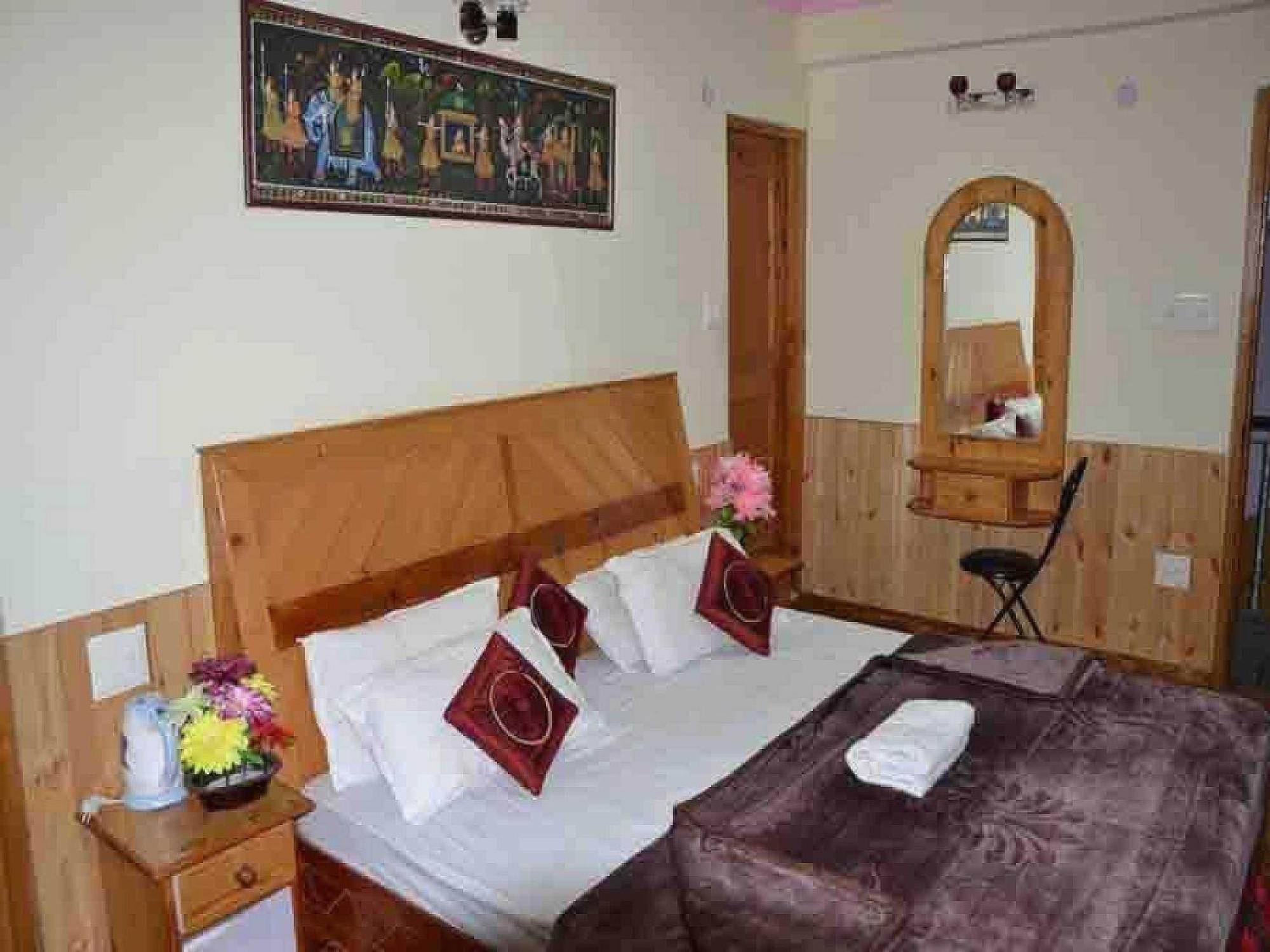 Hotel O Antriksh Cottage Manāli Exterior foto